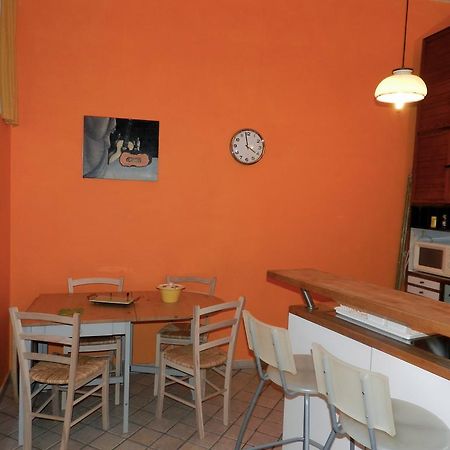 Appartement Modern Flat Cavour à Naples Extérieur photo