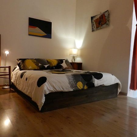 Appartement Modern Flat Cavour à Naples Extérieur photo